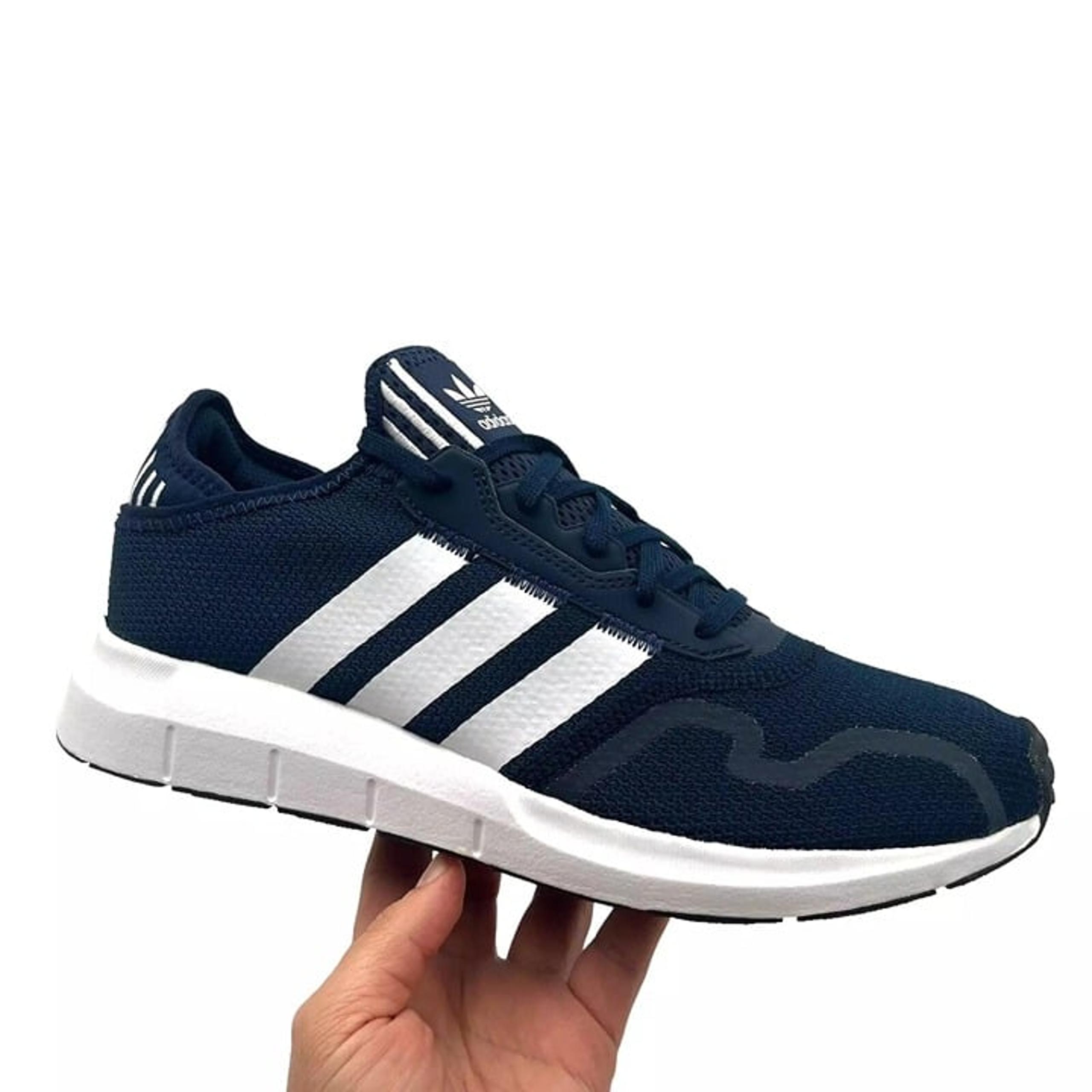 adidas Originals Men's Swift Essential Sneaker Size 11 Navy Blue Lace Up Shoes