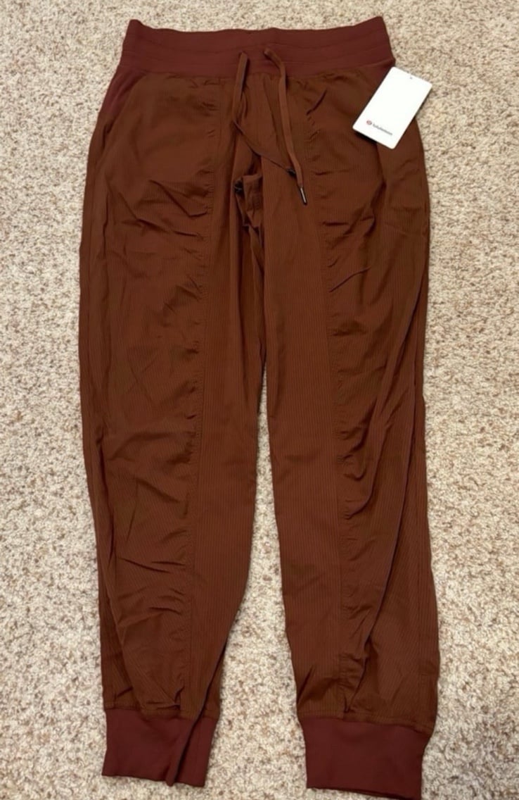 Lululemon Dance studio jogger