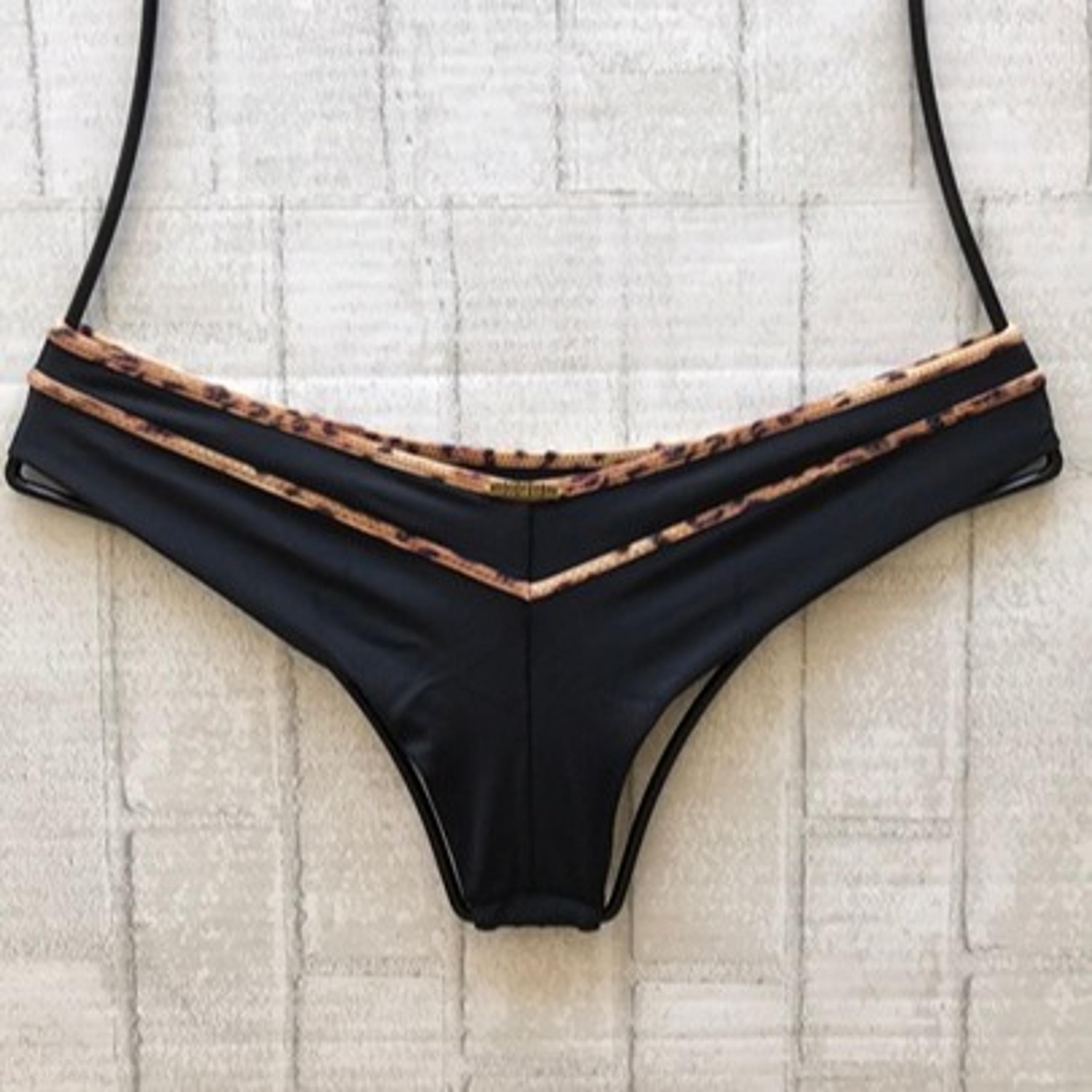 Sofia by ViX BLACK Buzios Bikini Bottom {NWOT}