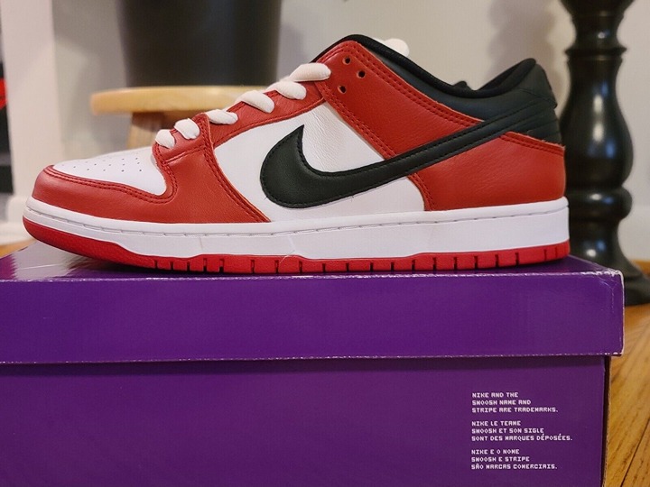 Women‘s Size 12-Nike SB Dunk Low J Pack Chicago