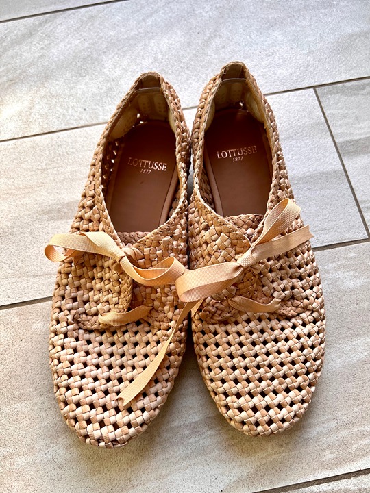 Lottusse (Made in Spain) Delice Derby Shoe 35 size