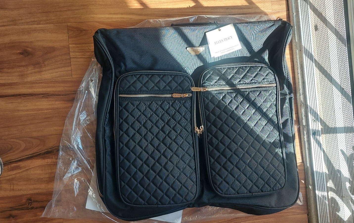 Ellen Tracy Garment Bag Waterproof