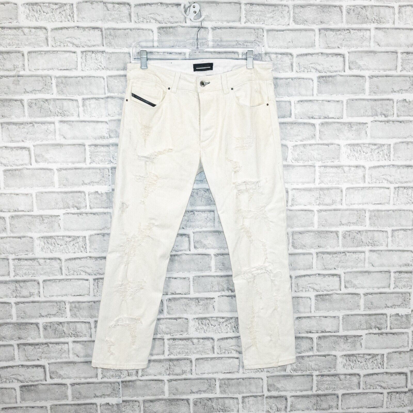 DIESEL Black Gold Coated Distressed Skinny Denim Jeans Eggshell / ivory sz 30