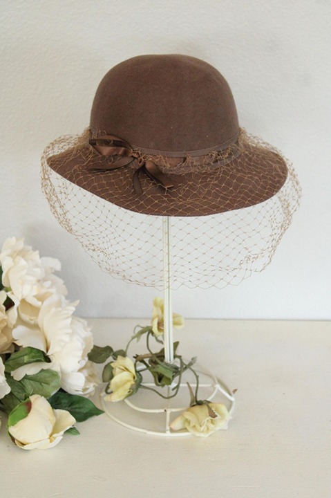 Vintage 1950s 1960s Hat With Veil, Brown Wool Felt Wide Brimmed Hat with Ribbon