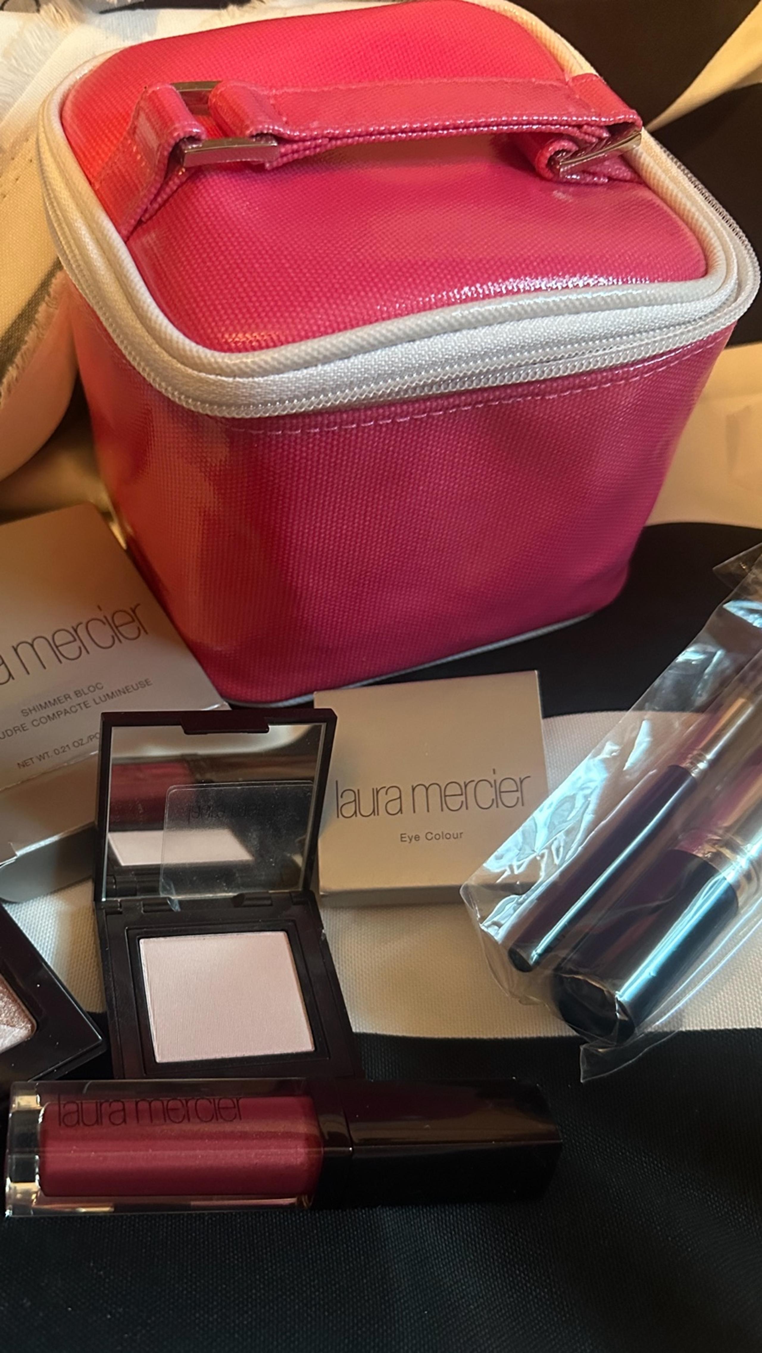 Laura Mercier lot eye shadow brushes lipgloss