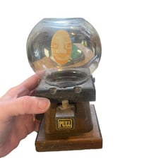 Vintage wooden 1c bubblegum machine with glass jar.