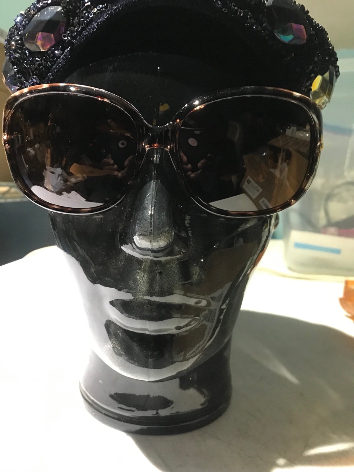 QUEEN SEVEN SEXY WOMEN SUN BLOCKERS