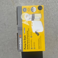 Medela pump in style
