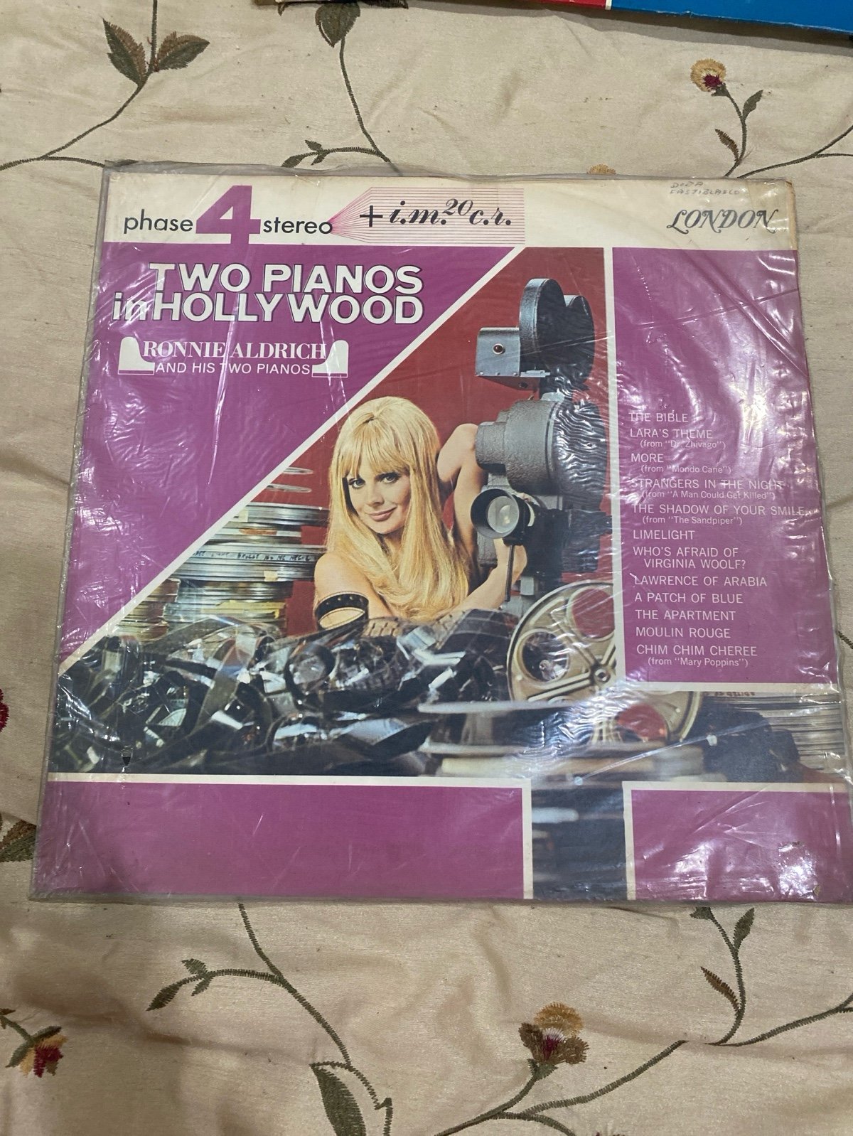 Two pianos in Hollywood vinyl