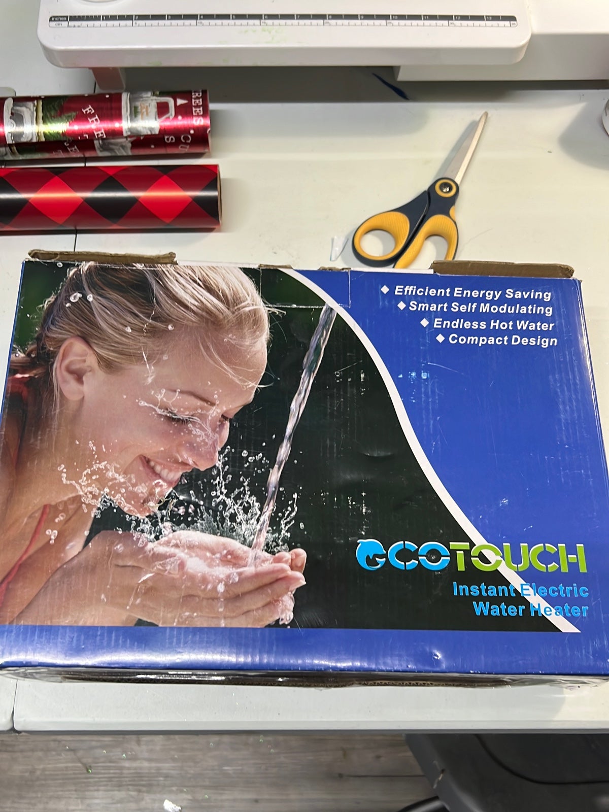 Instant electronic water heater