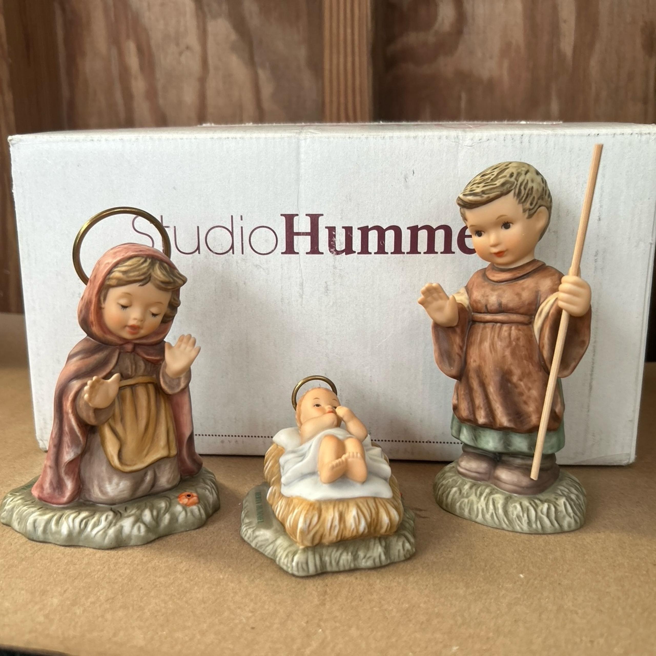 NIB Berta Hummel Nativity 3pc Set Item# 179301