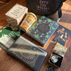 FULL BOX How Does It Feel October 2024 Bookish Box Special Edition + Goodies