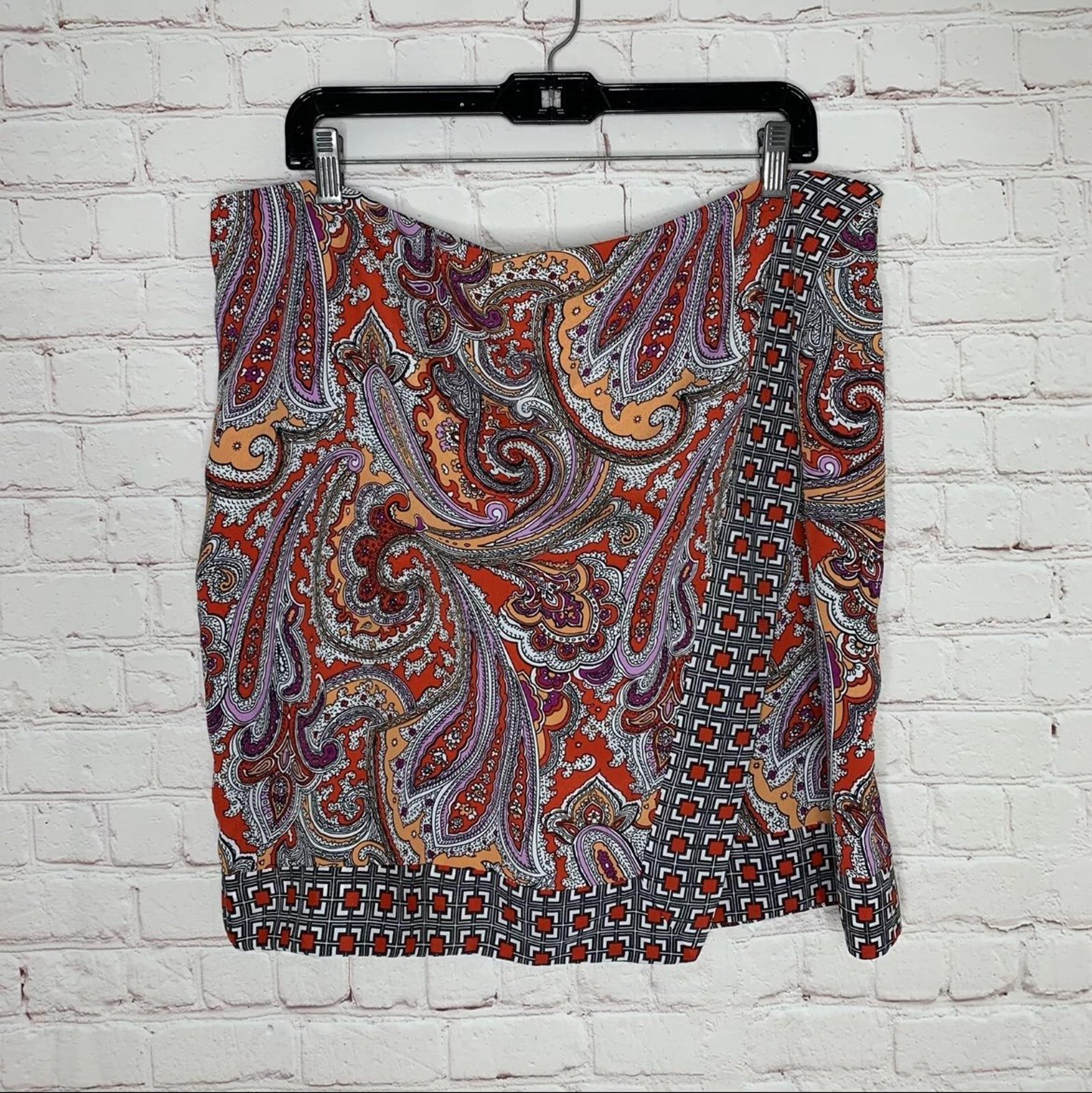 NWT New York & Company Womens Paisley Mini Skirt Size 18
