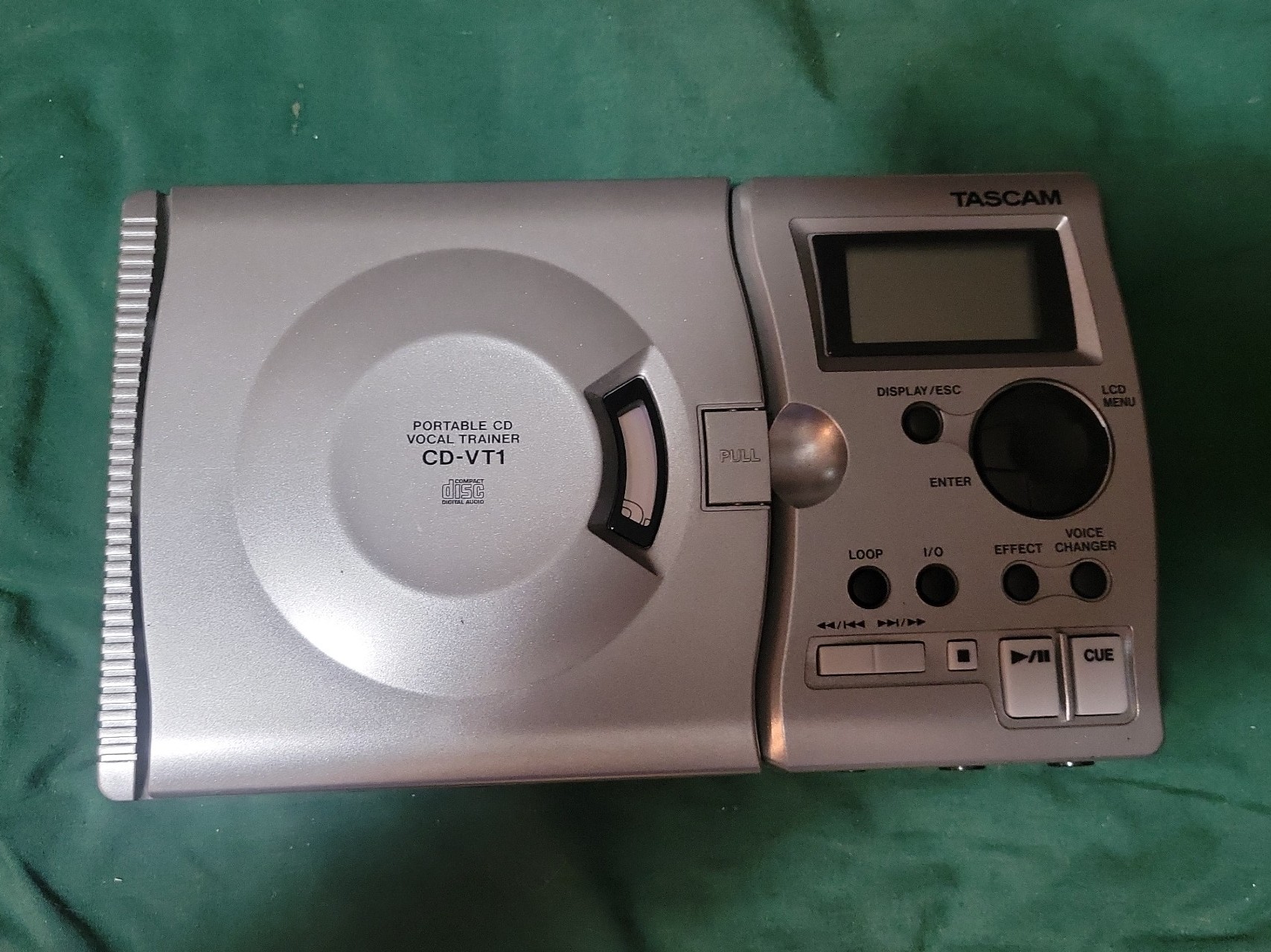 Tascam CD-VT1 Voice Trainer- like new