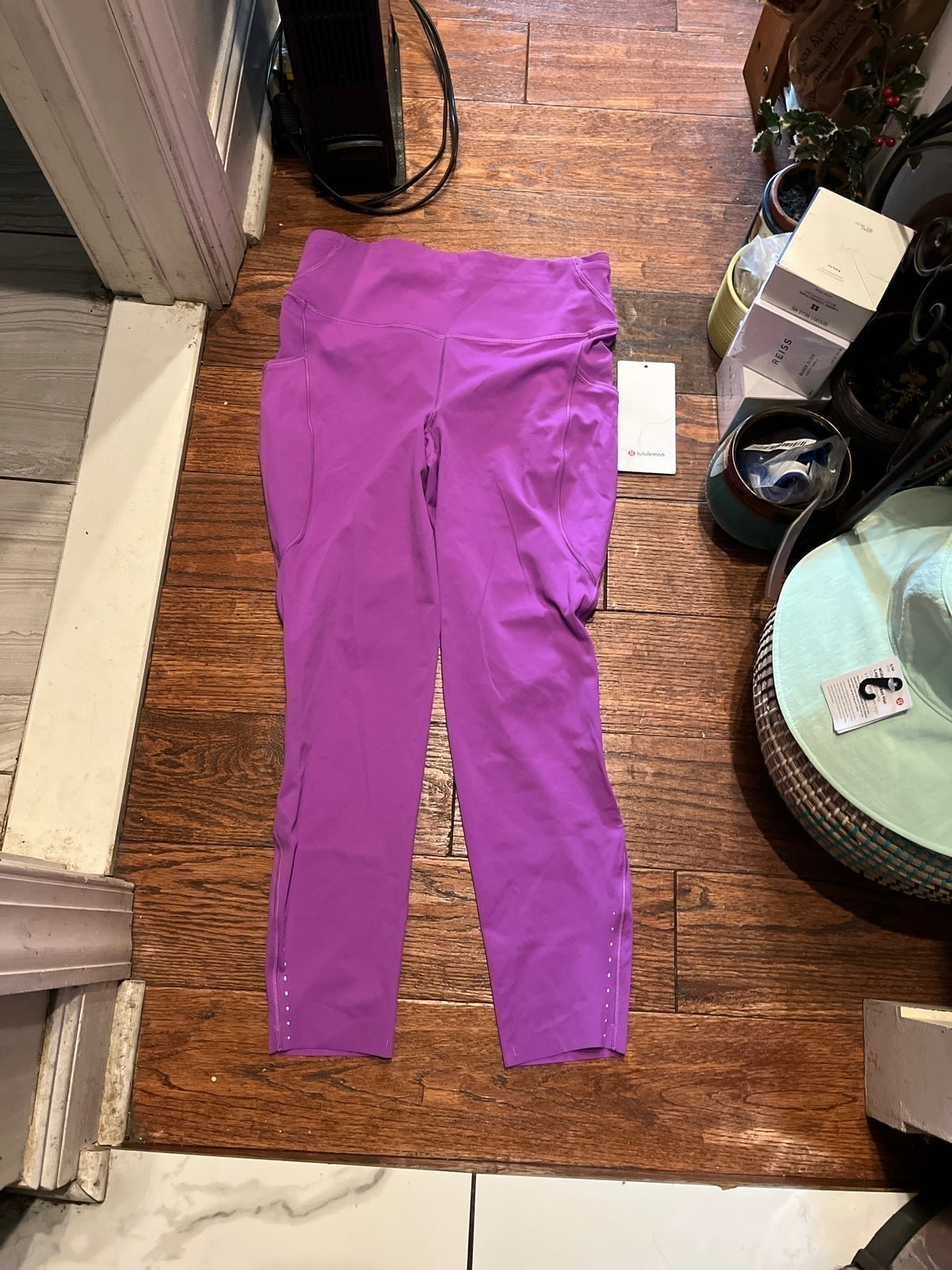 NEW! LuLulemon fast and free HR tight 25 length