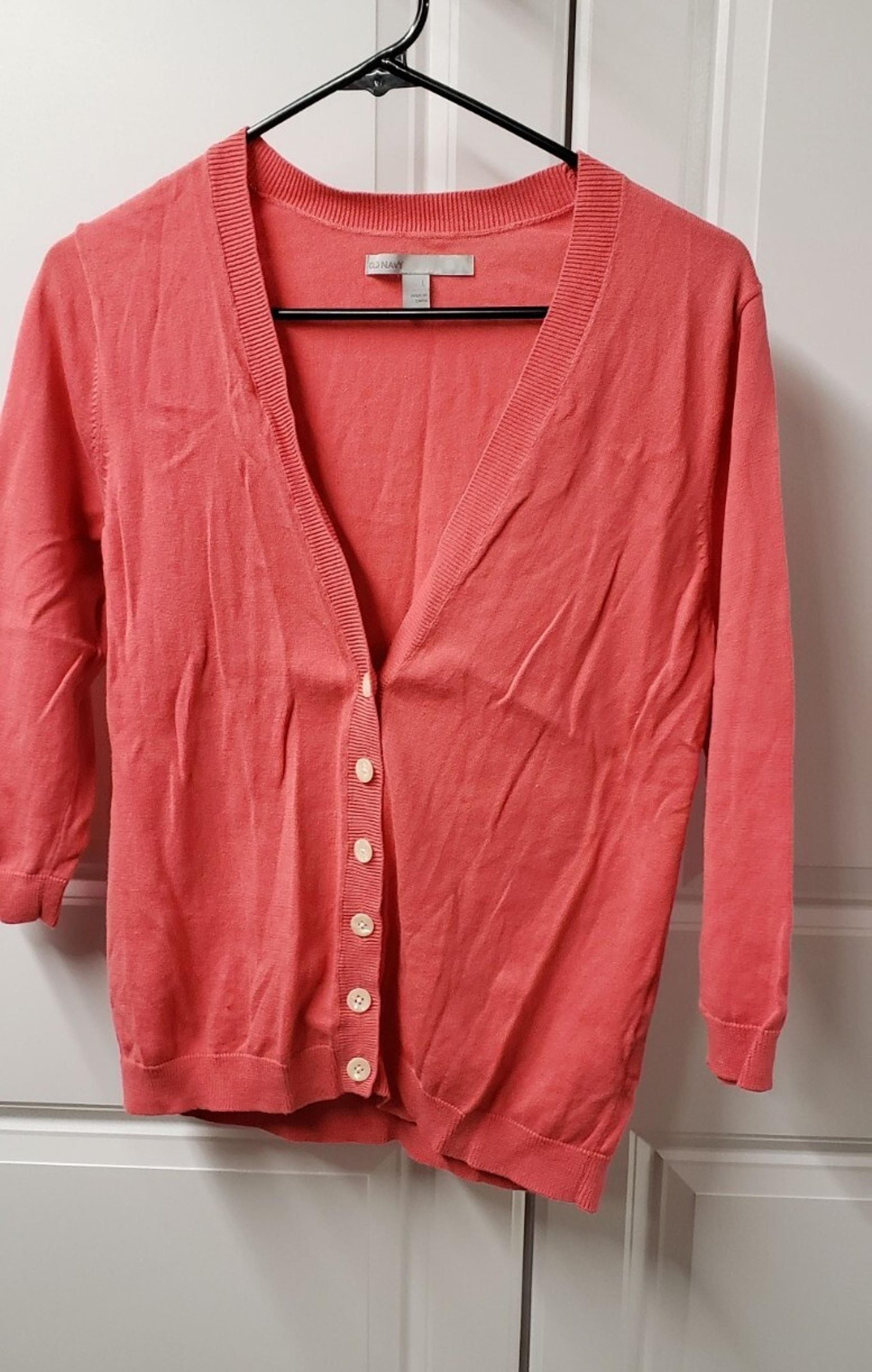 Women's Cardigan Sweater Size: Large CUTE Button - Old Navy