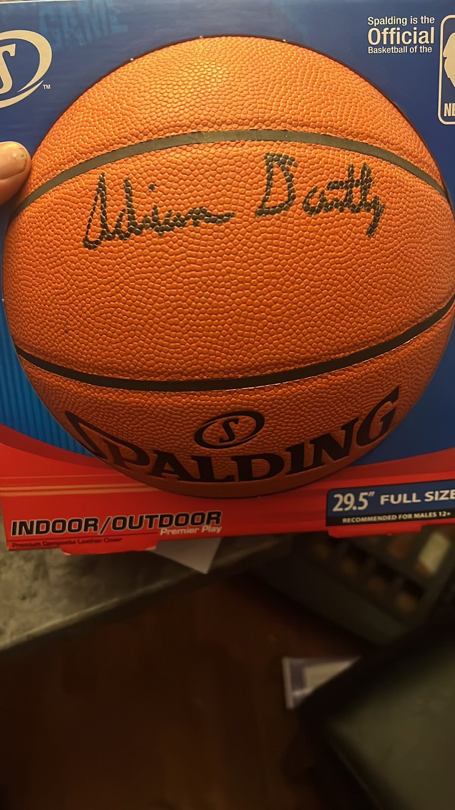 Adrian datley signed nba ball