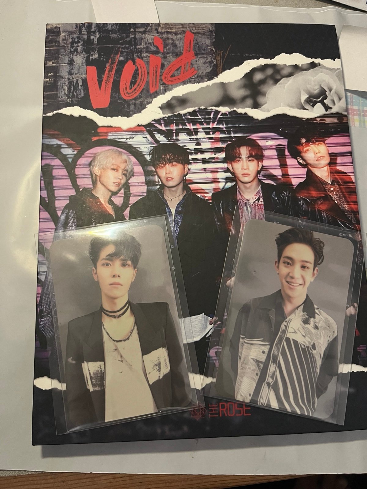 THE ROSE - VOID ALBUM AND PHOTTHE ROSE - VOID ALBUM AND PHOTOCARD (OUT OF PRINT)