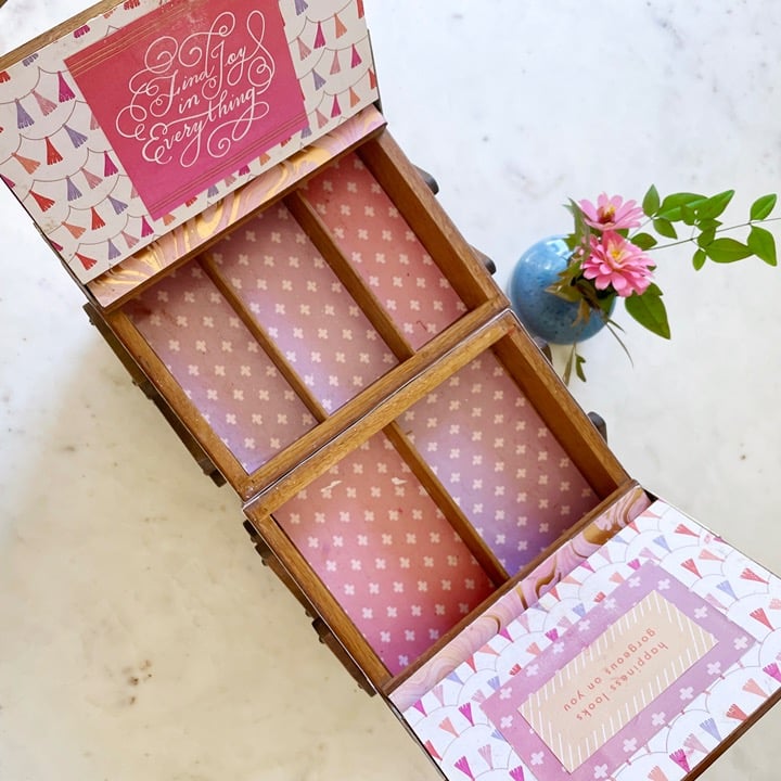 Vintage Decoupaged Wooden 3 Tier Accordion Style Folding Sewing Box/ Organizer