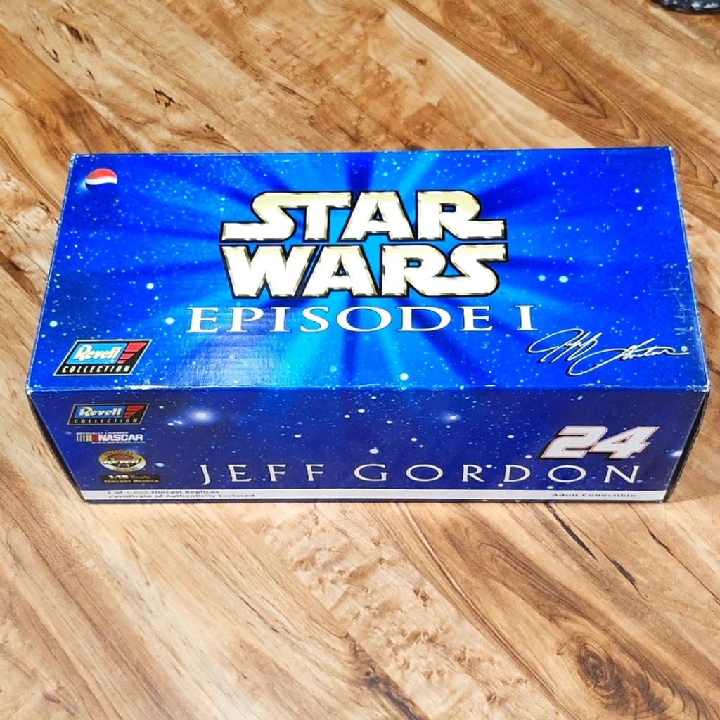 1999 Jeff Gordon 24 Pepsi Star Wars Episode 1 Diecast Car Limited Edition NASCAR