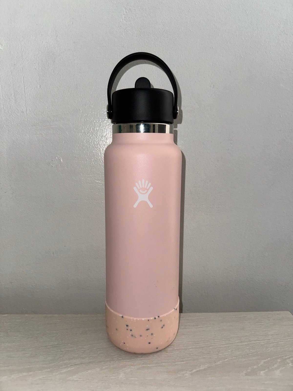 40oz Hydro Flask Wide Mouth Bottle Pink Dogwood with Speckled Boot & Straw Cap