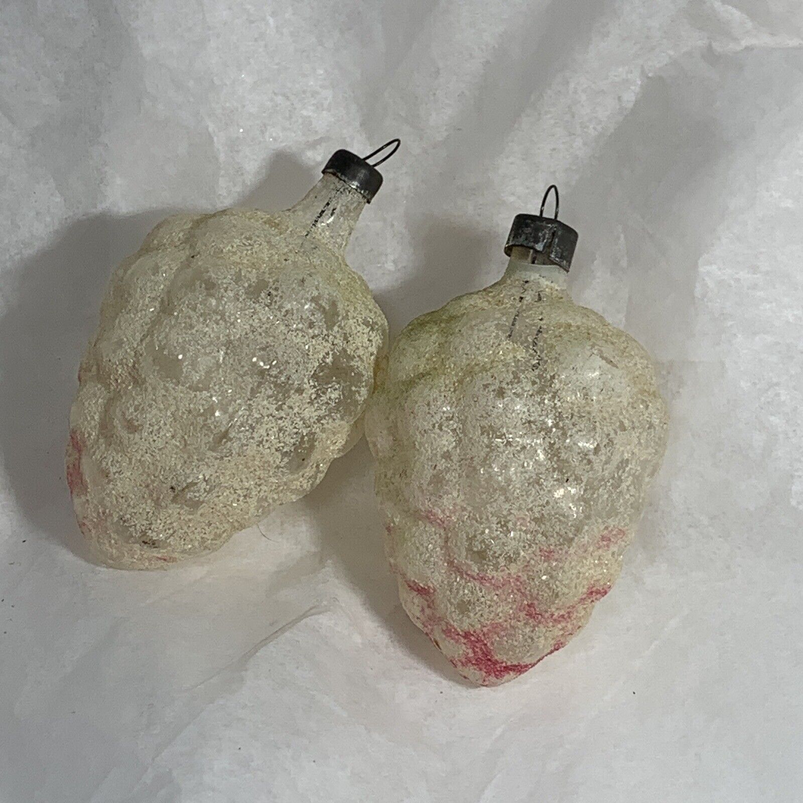VTG 2 Pc Unsilvered Mica Berry Christmas Ornament Raspberry Strawberry