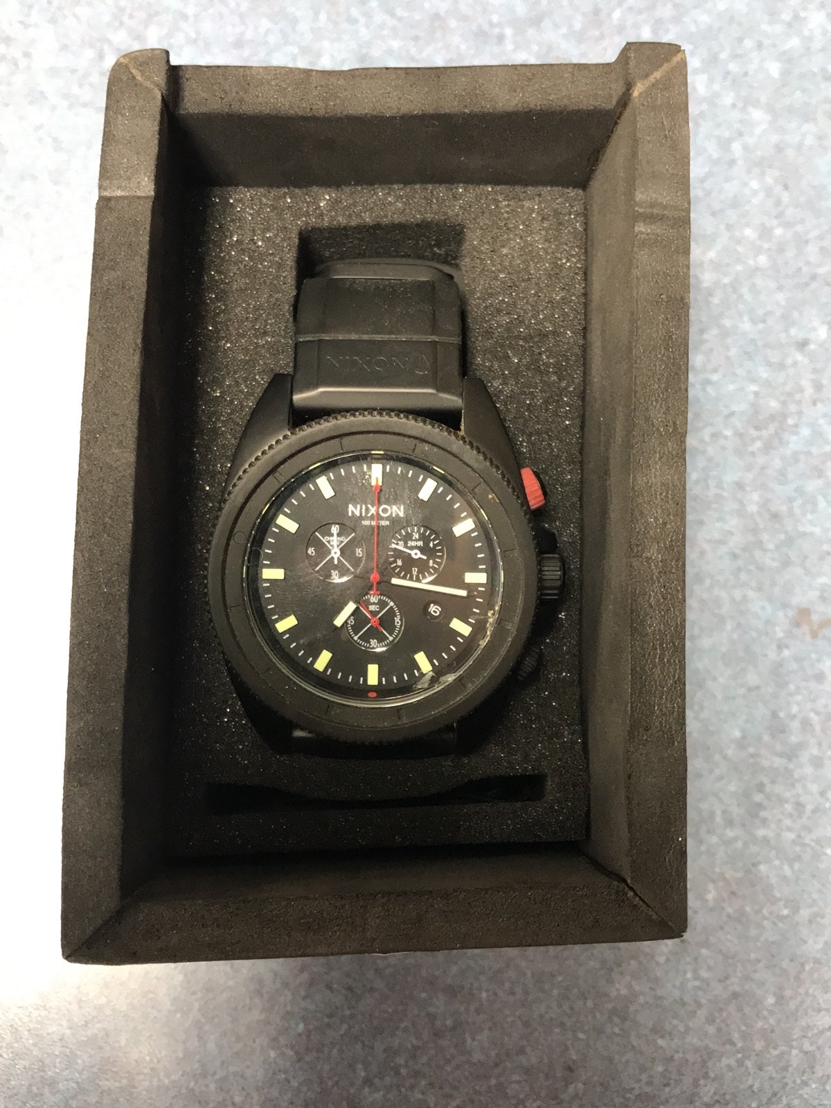 Nixon the store rover chrono