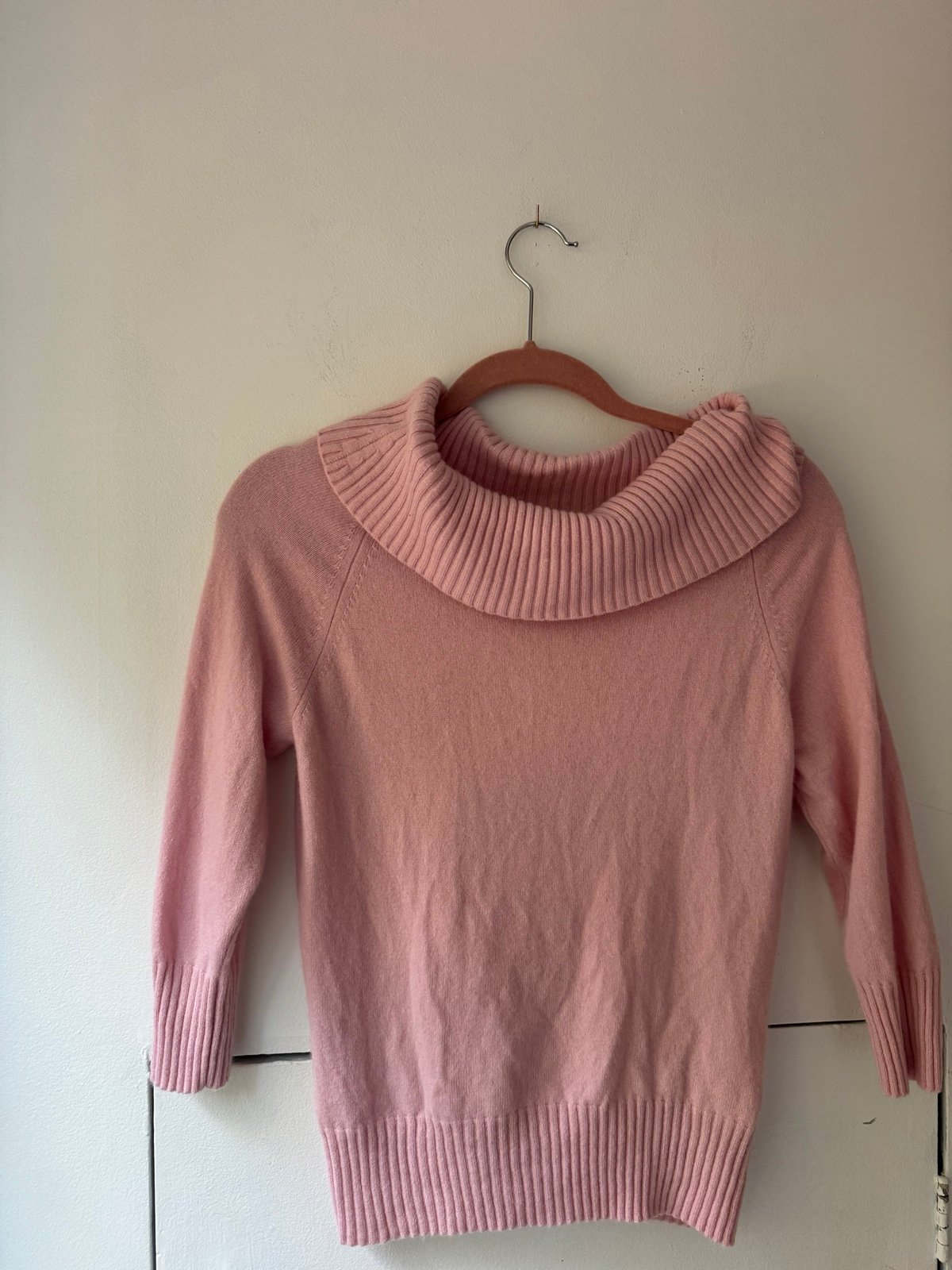 Off the shoulder light pink cashmere lord and Taylor sweater