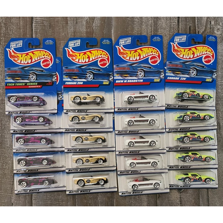 Hot Wheels Die-Cast Cars Collector Lot Of 20 Camaro 28 BMW Roadster Ferrari 250