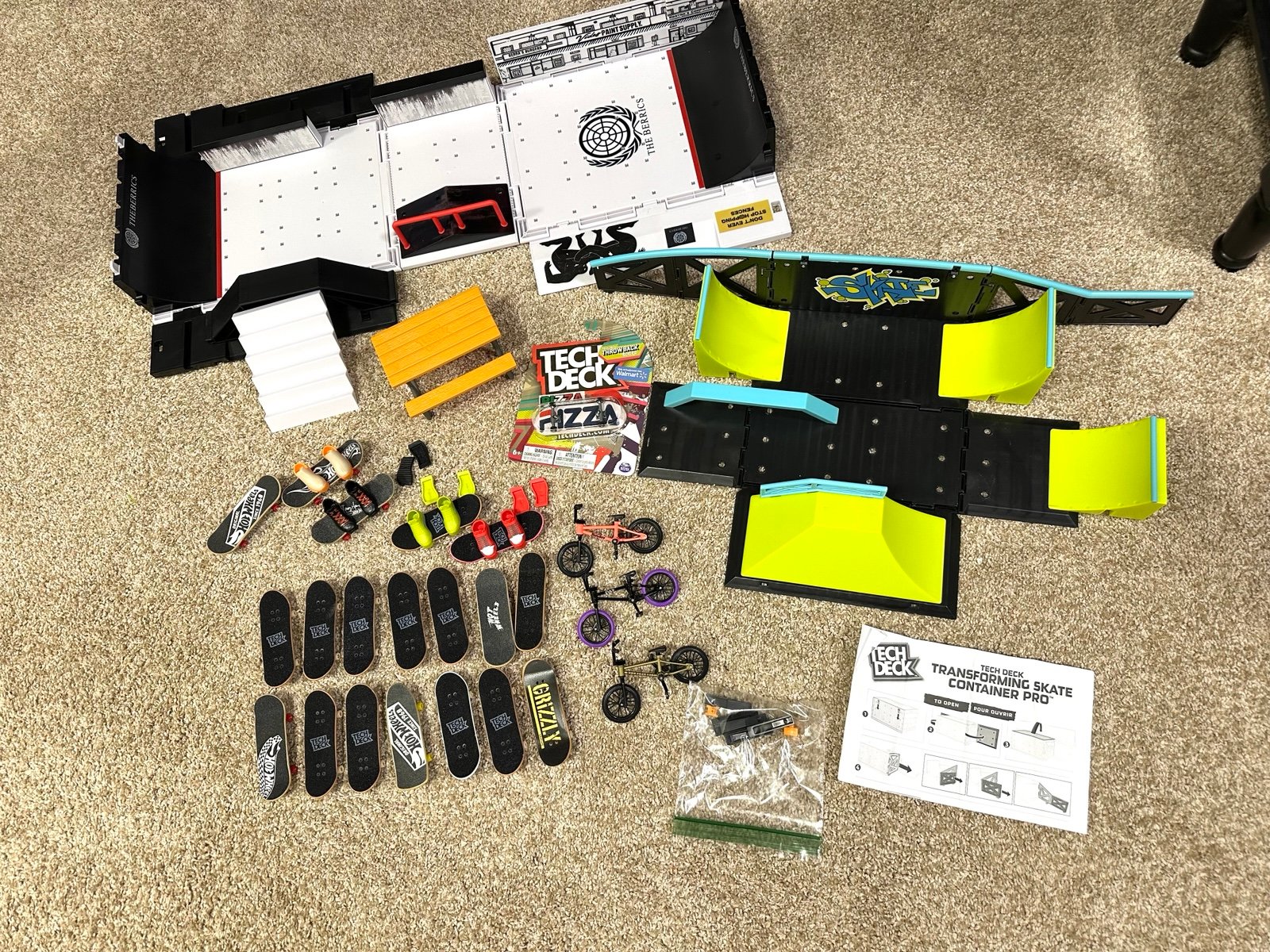 NEW Tech Deck skate parks bikes skateboards The berrics transforming container