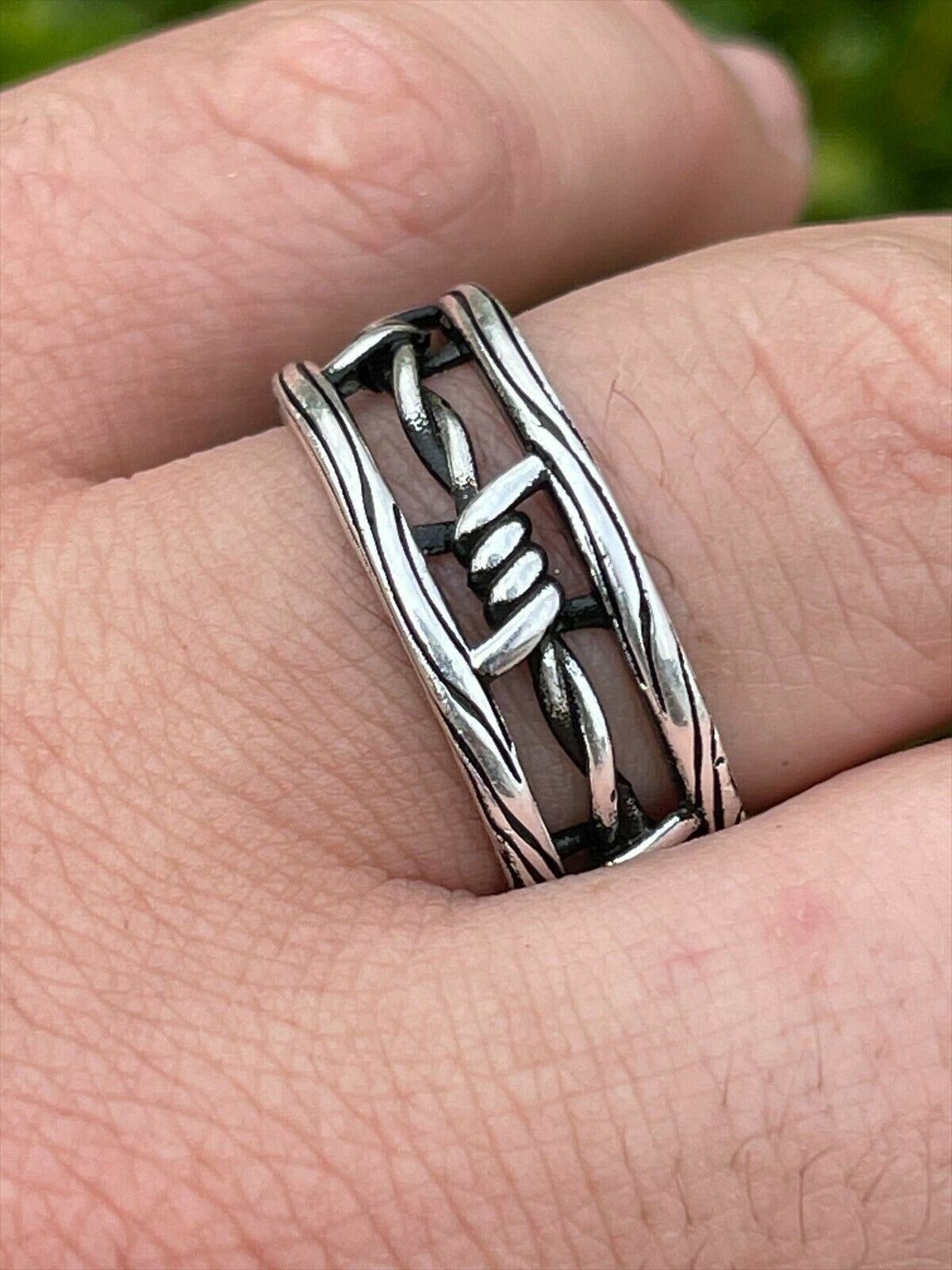 Barbed Wire 925 Silver & Black Band Ring