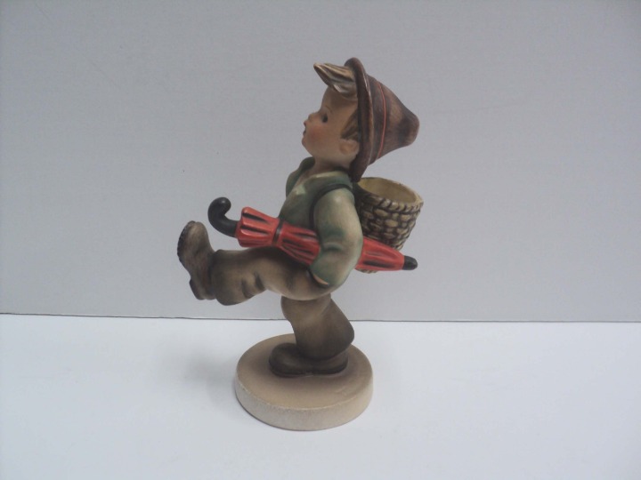 Hummel GLOBE TROTTER #79 Figurine 5