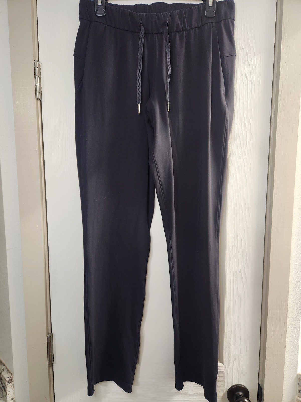 Lululemon On The Fly Pant Full Length 31 Size 8 BLK