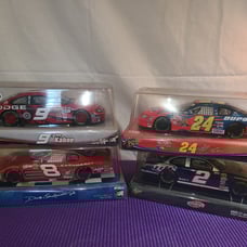 Nascar Diecast (Set of 4) #9 Kahne, #8 Earnhardt Jr., #24 Gordon and #2 Wallace