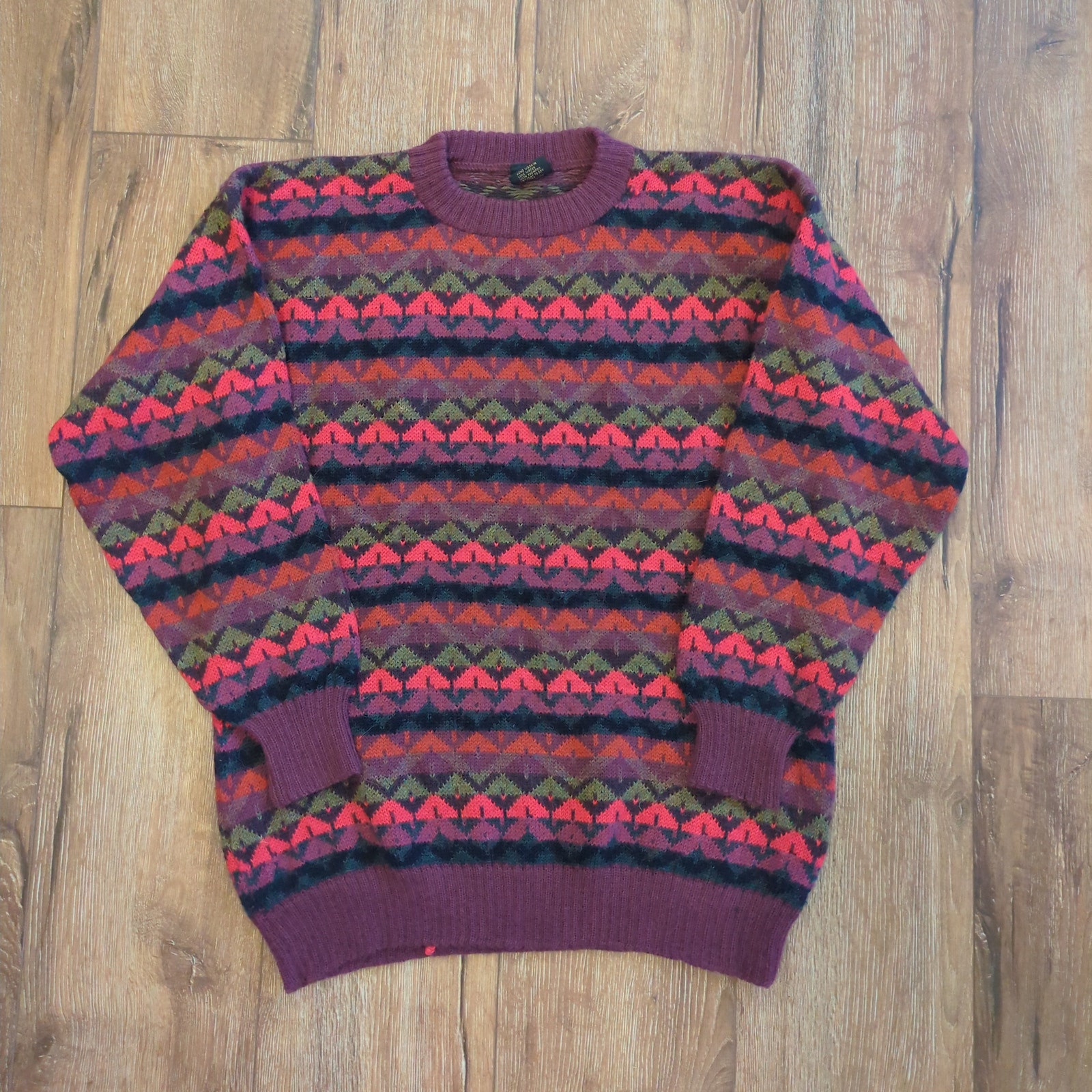 VTG Yana Adult XL Knit Sweater Fair Isle Aztec Pattern Stripe 100% Alpaca Wool