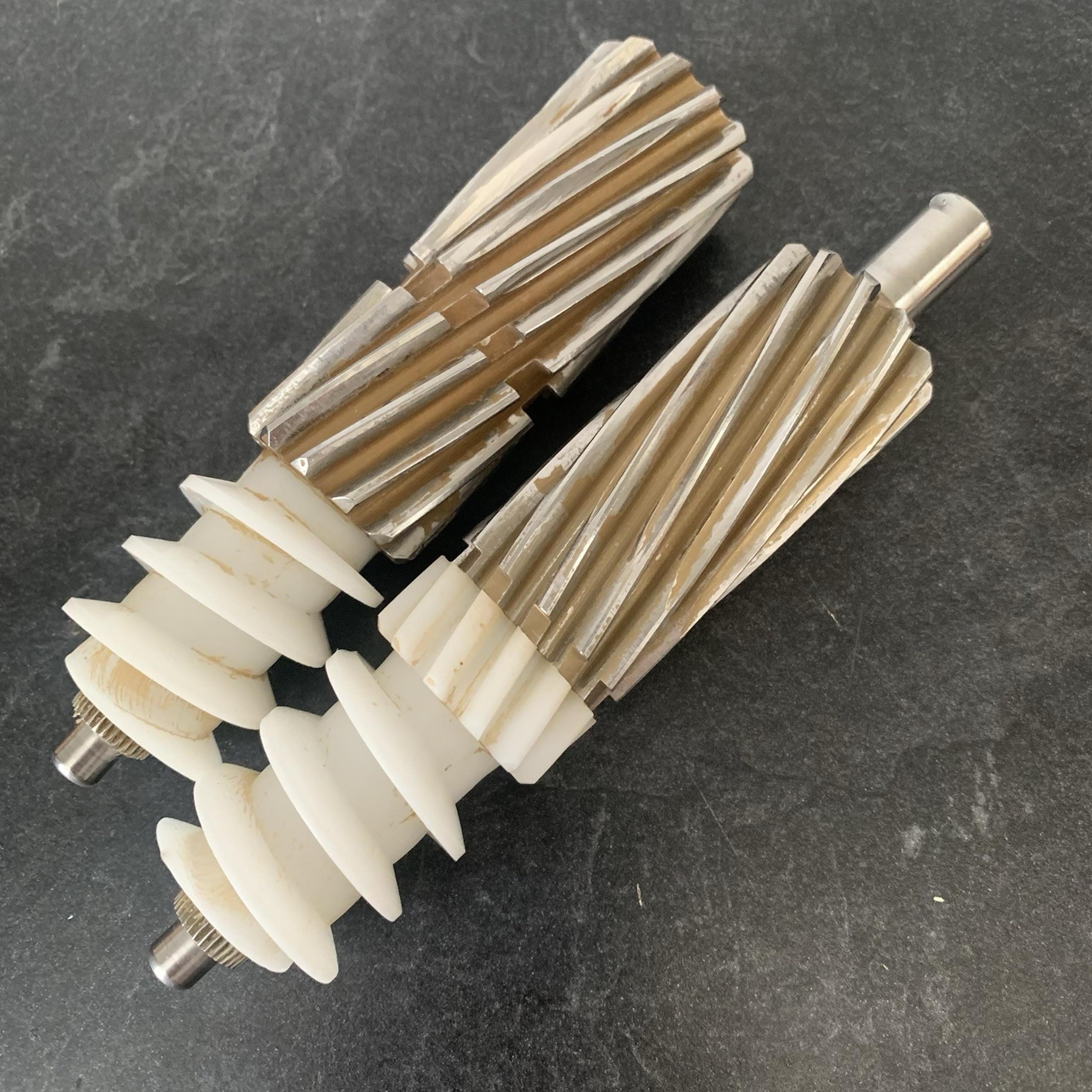 Tribest Green Star Juicer Twin Gears Set Replacement Part GS-1000 (2000 3000)
