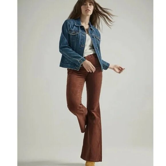 NWT WRANGLER® WOMEN'S CORDUROY HIGH RISE FIERCE FLARE JEAN 12