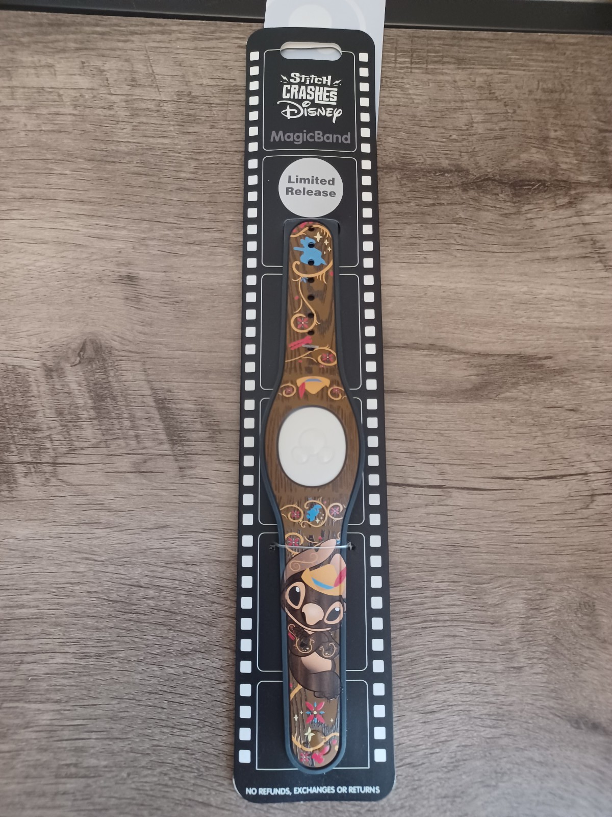 Disney MagicBand 2 Stitch Crashes Pinocchio Limited Release New with Tag