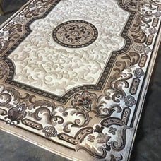 Area rug brand new 5x7 foot