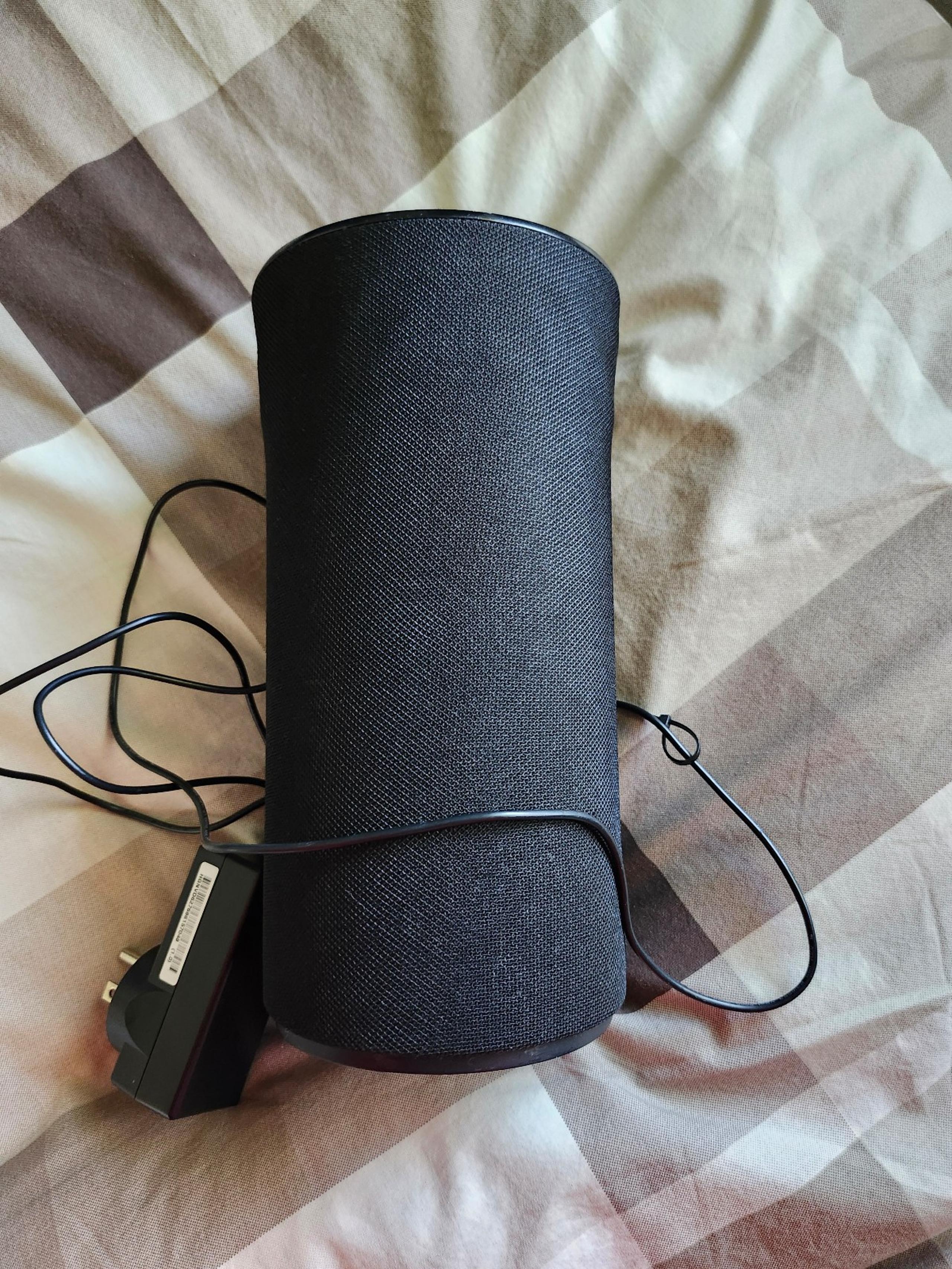 Samsung Radiant360 R1 Wi-fi/Bluetooth Speaker
