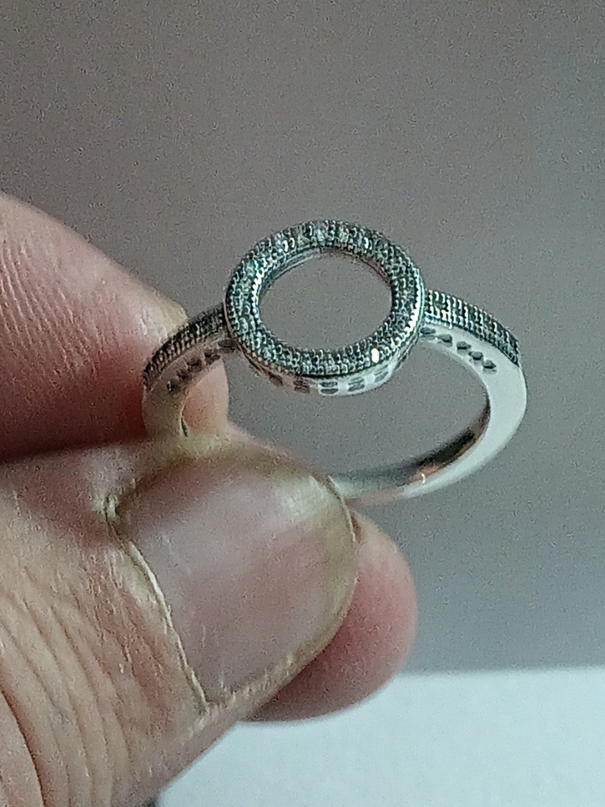 Pandora authentic brand new sterling silver pave open circle hearts ring size 7