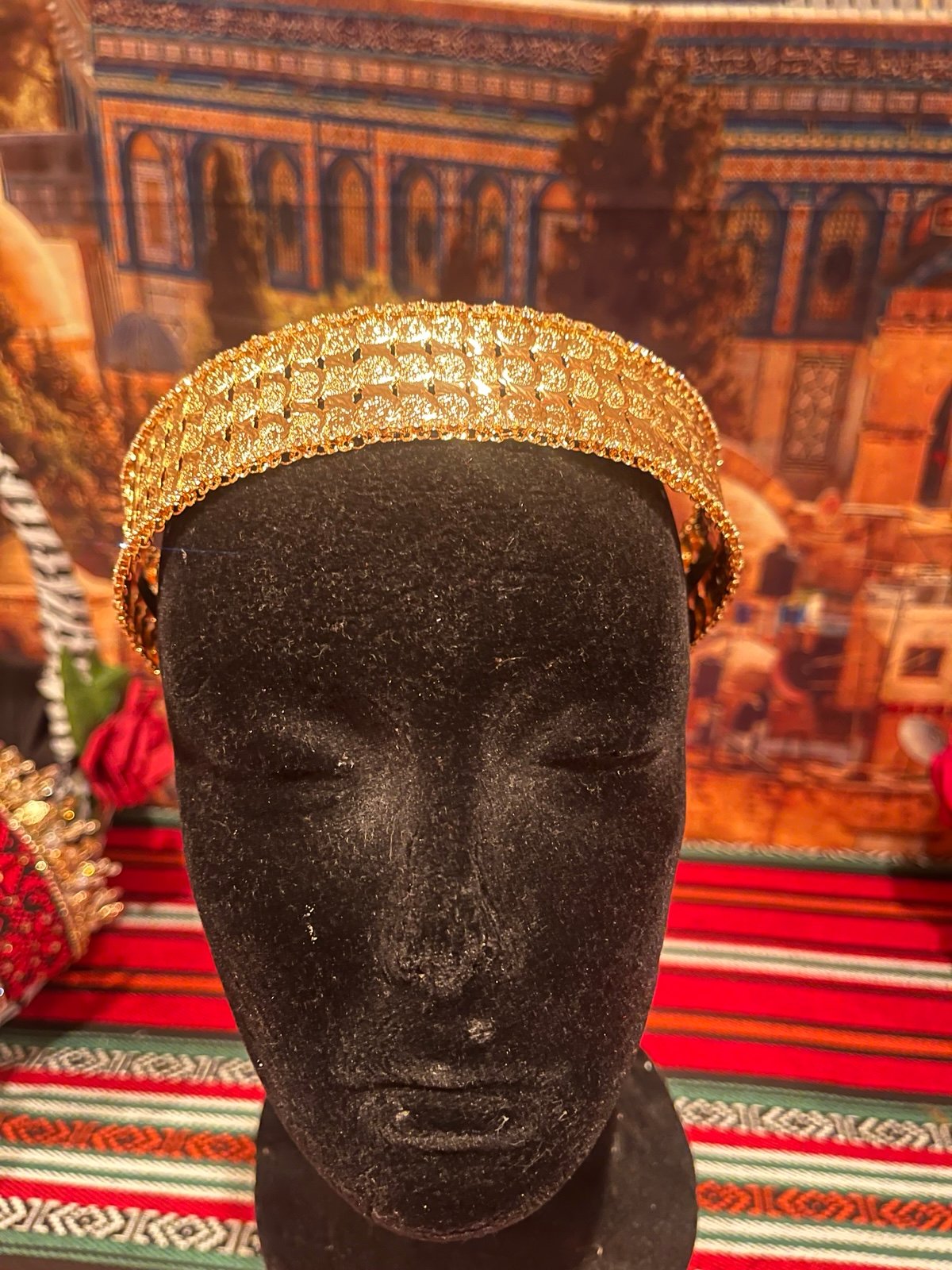 Lira headpiece