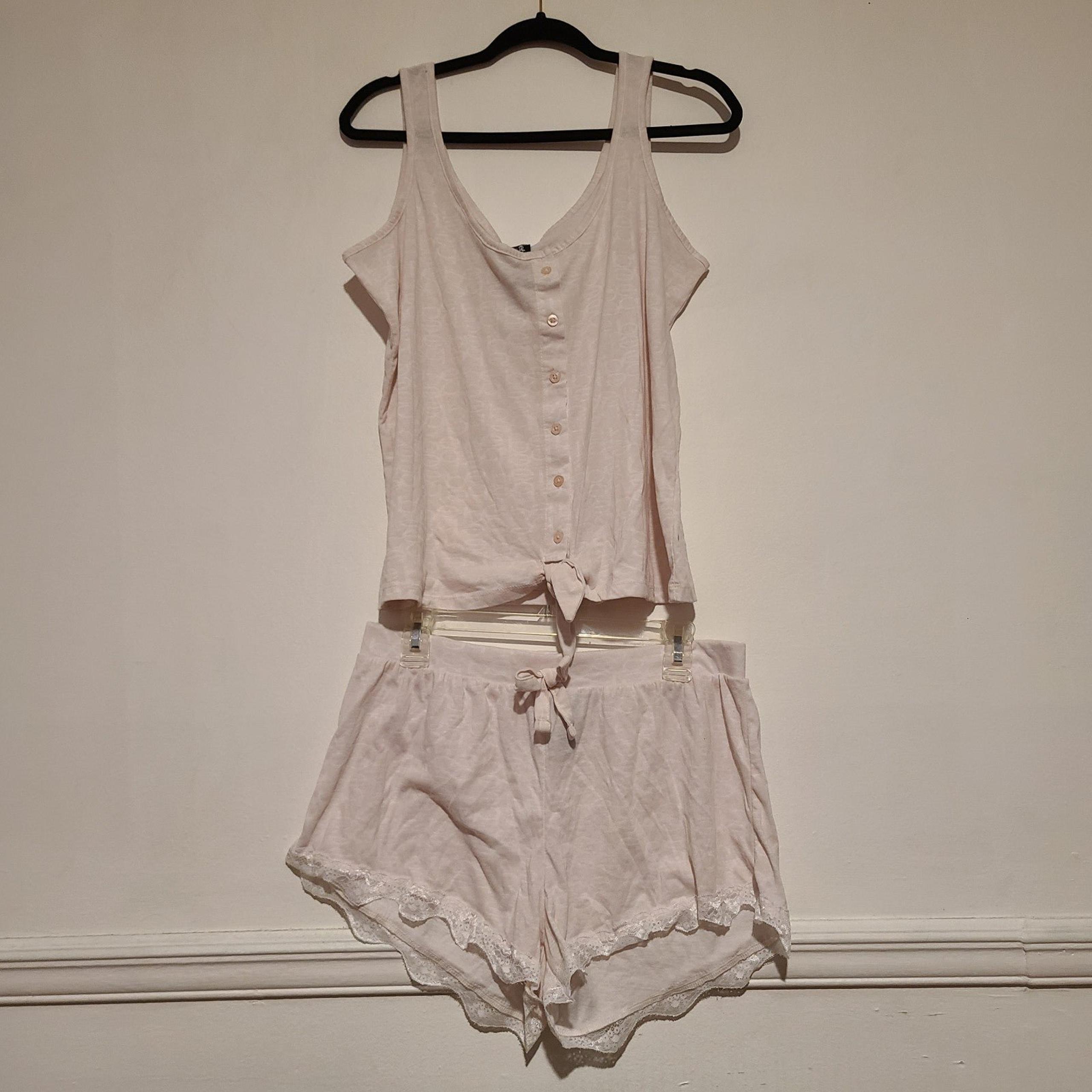 Women's Bebe Sleepwear Pink Tie Front Pajamas PJ Set Tank Top Shirt Shorts 1X