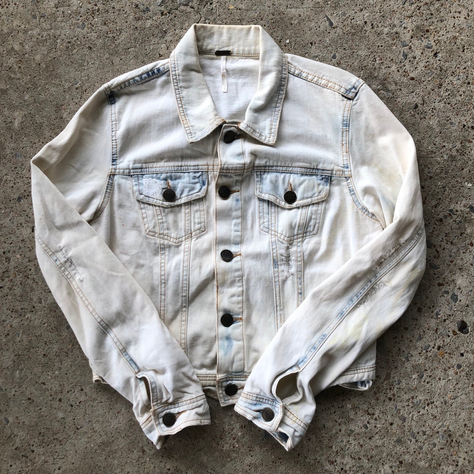 Free People Size 10 Distressed Denim Blue Jacket Retro Light Wash