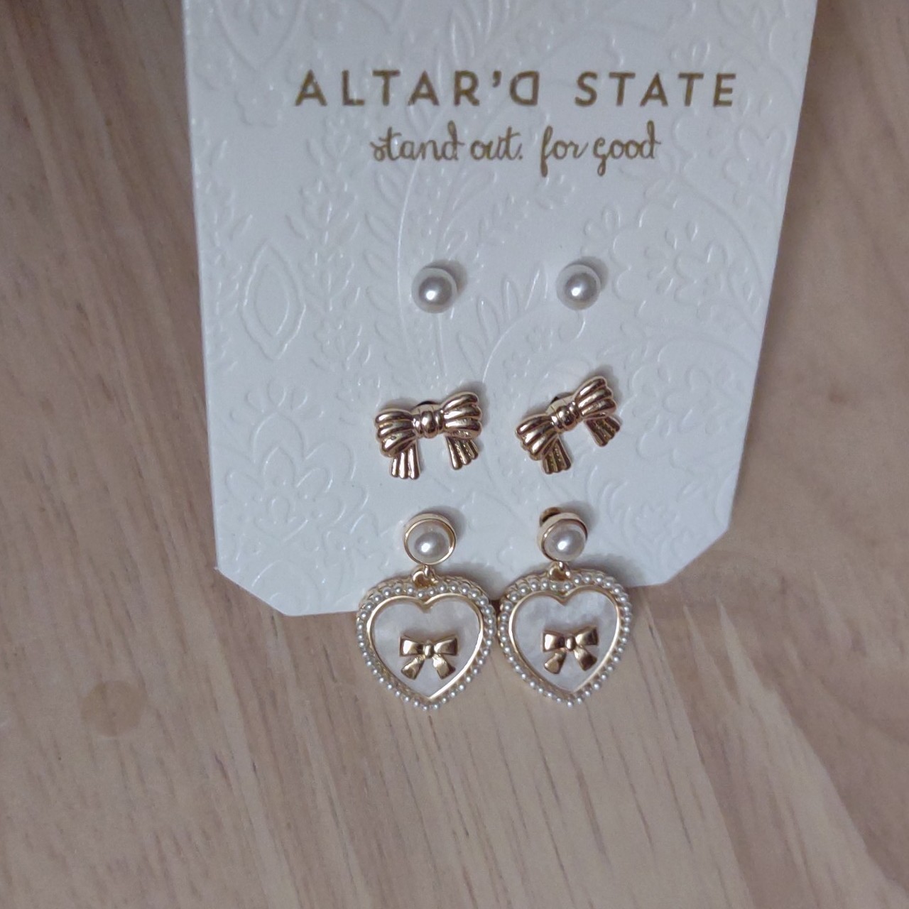Altar'd State Ribbon Bow Heart Gold Dainty Pearl Stud Earrings Set