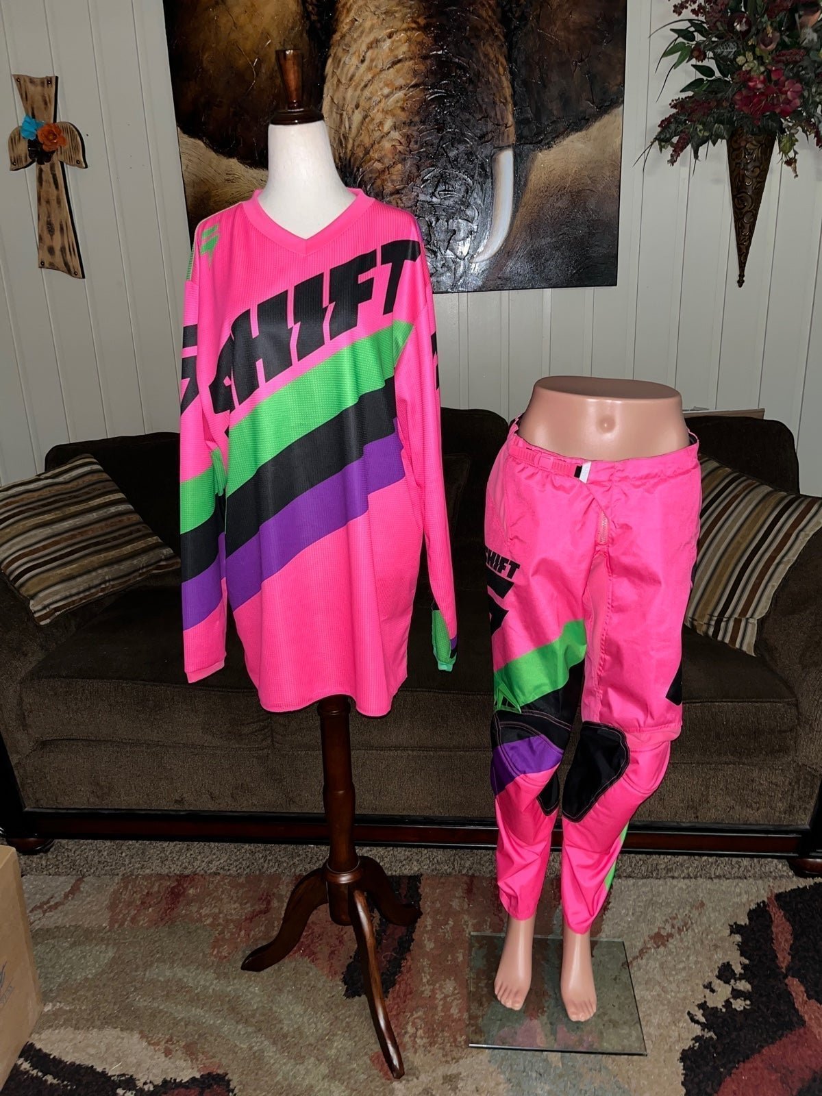 Shift White Label • Women • Pink • Race Track • Pants & Jersey Shirt