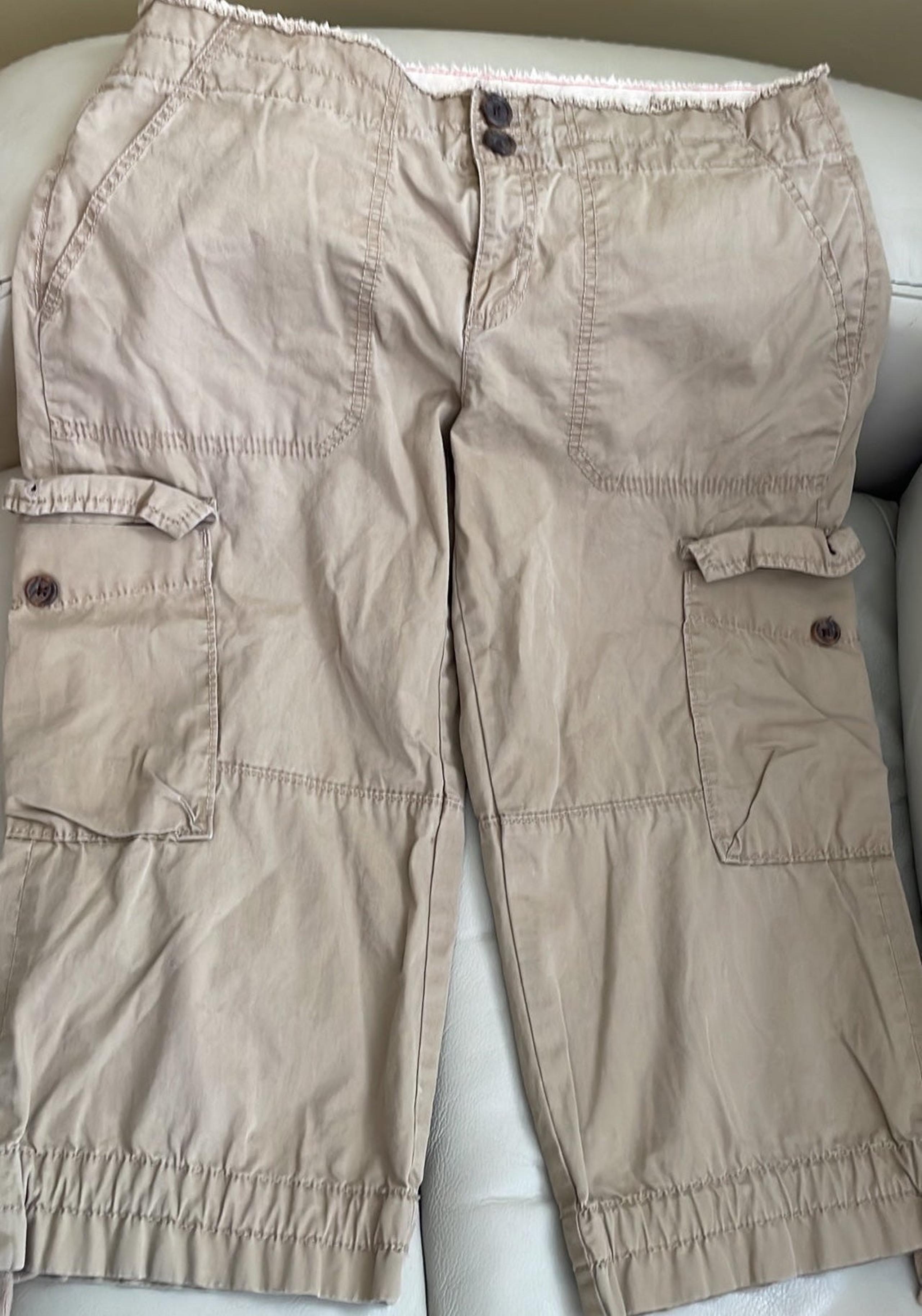 Banana Republic Womens Size 8 100% Cotton Cargo Capris Raw Edge Waist Tan