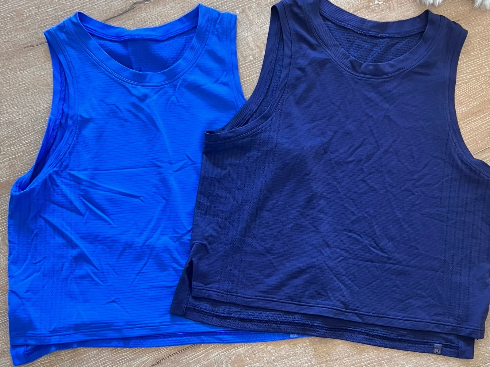 Lululemon running tennis yoga tanks - size 4