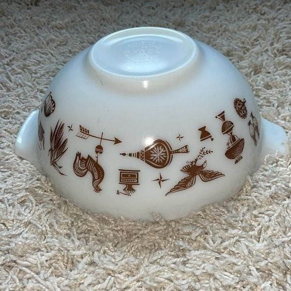 Vintage Pyrex 443 Early American Cinderella 2.5 Qt Bowl