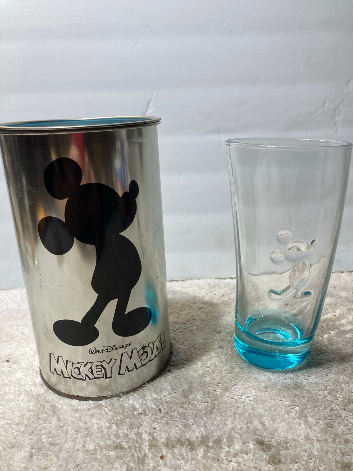 Mickey’s Collection by Leonardo Collectors Blue Glass With Case B17